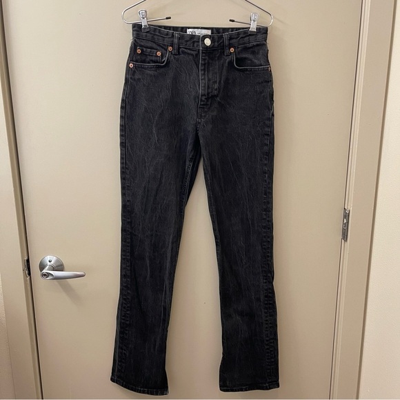 Zara Split Hem Slim Jeans High-Rise Full Length Straight Leg in black Size 4 - Picture 2 of 9